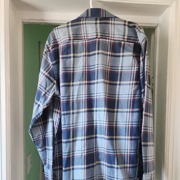 Izod men's casual, soft textured plaid shirt - Picture 8 of 8